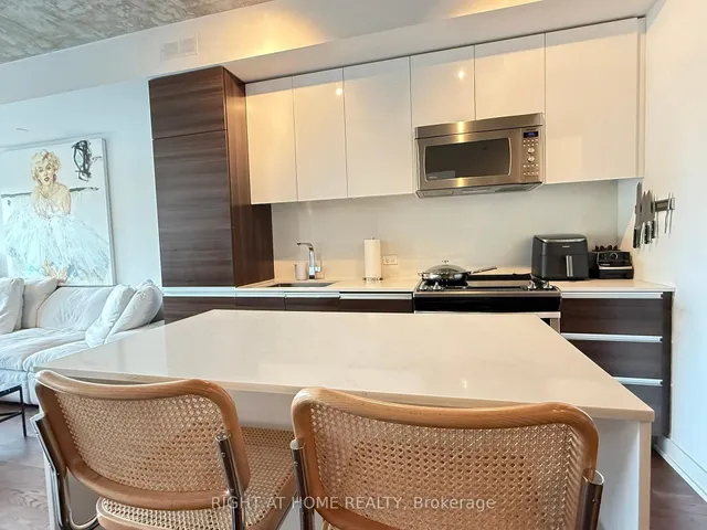 Additional image 11 of 1238 Dundas St Unit 307