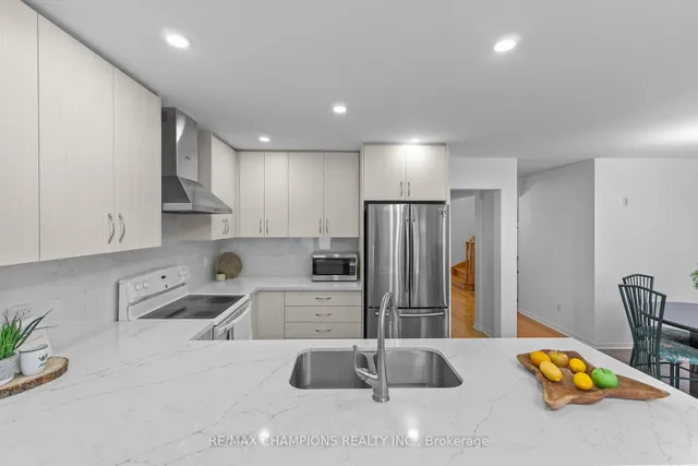 Additional image 12 of 30 Larkspur Rd