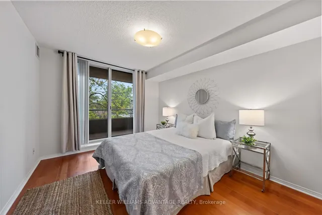 Additional image 10 of 1733 Queen St Unit 210