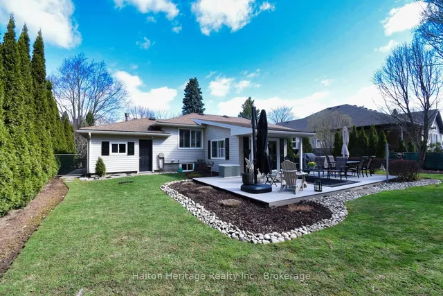 Additional image 41 of 66 Garden Ave