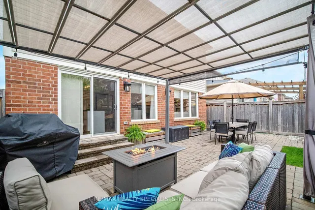 Additional image 35 of 435 Zuest Cres