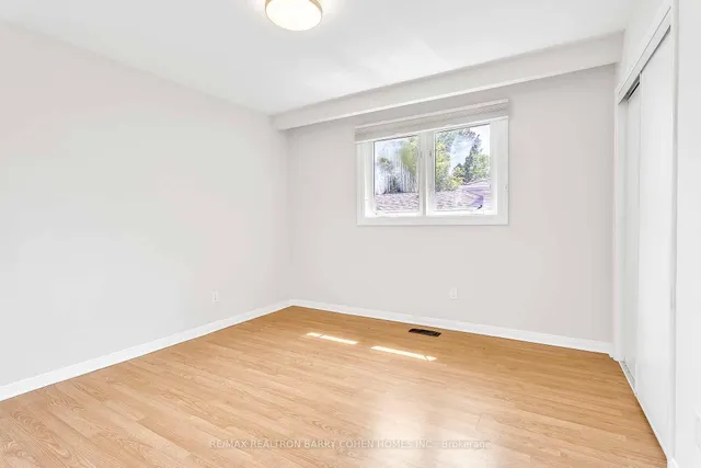 Additional image 26 of 20 Bruce Farm Dr