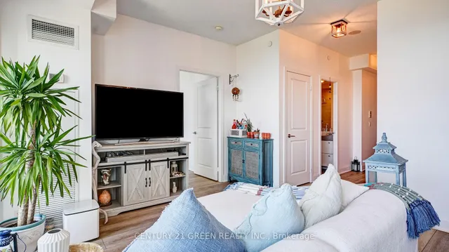 Additional image 13 of 33 Shore Breeze Dr Unit 2811