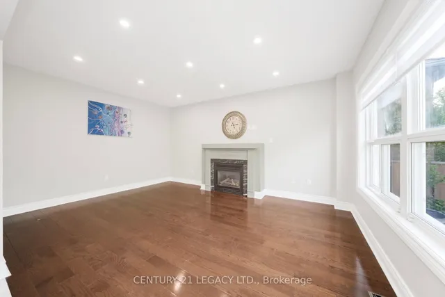 Additional image 16 of 28 Sunnybrook Cres