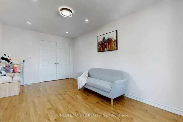 Additional image 10 of 83 Dandelion Rd