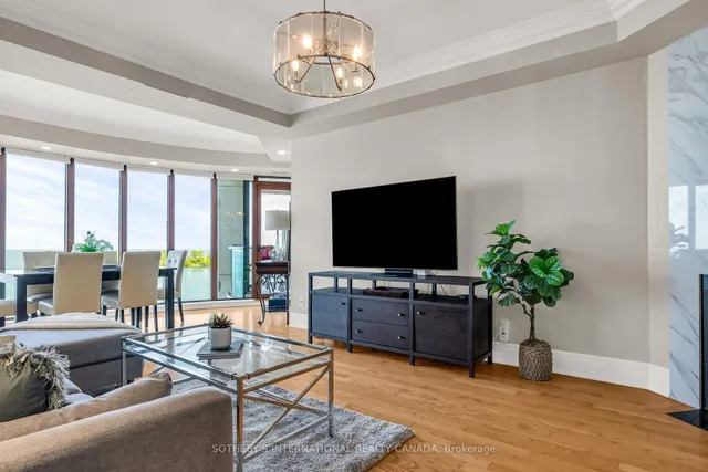 Additional image 10 of 2095 Lake Shore Blvd Unit 818