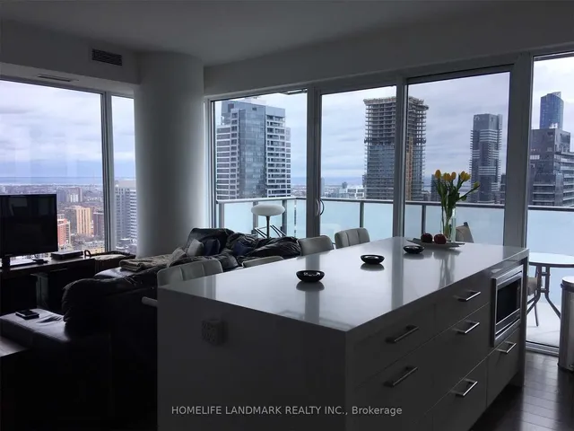 Additional image 8 of 1080 Bay St Unit 3902