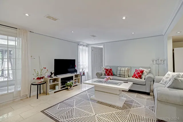 Additional image 17 of 85 Letchworth Cres