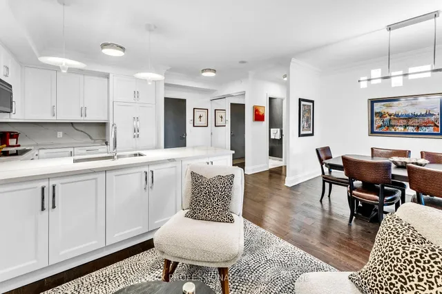 Additional image 17 of 1 Old Mill Dr Unit 329