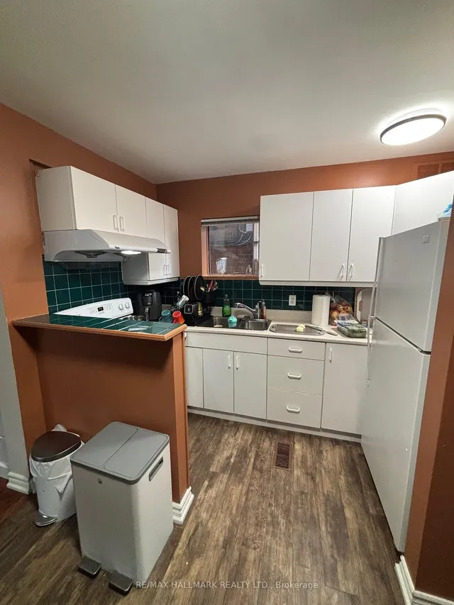 Additional image 14 of 97 Oriole Pkwy