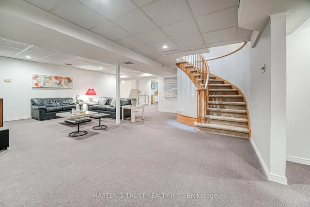 Additional image 38 of 2108 Grenville Dr