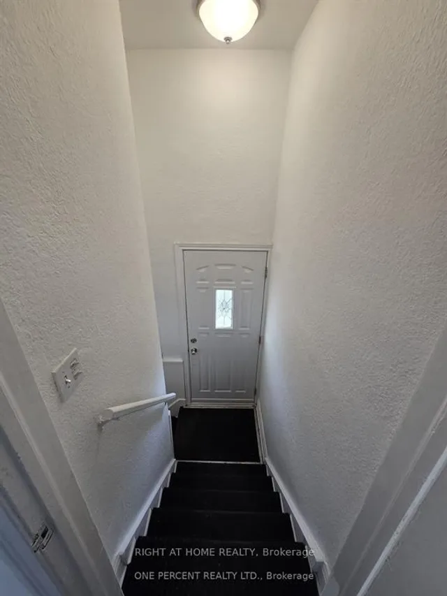 Additional image 20 of 70 Bunnell Cres