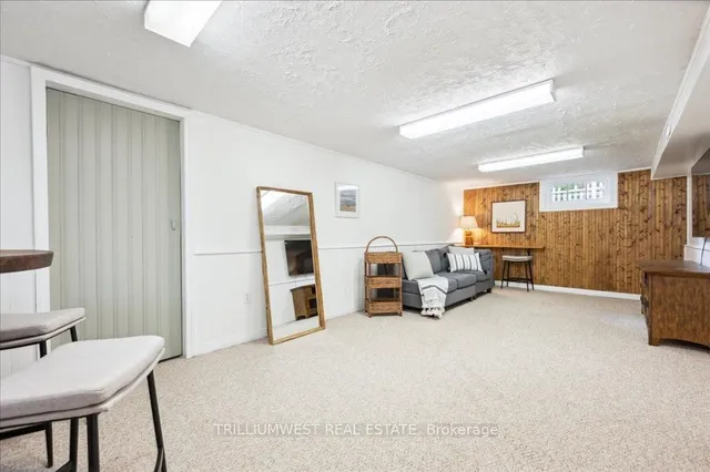 Additional image 30 of 539 Guelph St