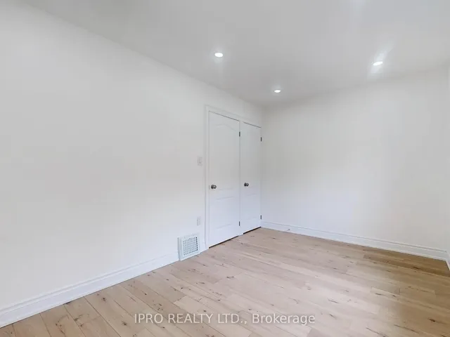 Additional image 20 of 18 Mosley St