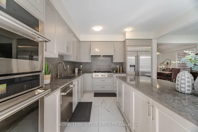 Additional image 17 of 18 Gladmary Dr