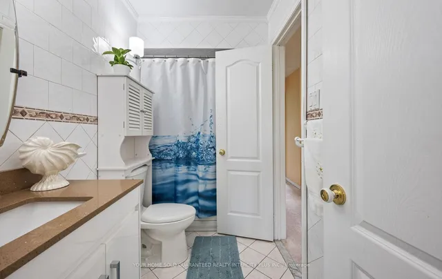 Additional image 29 of 33 Merton Rd