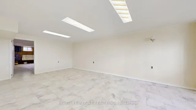 Additional image 17 of 96 Invergordon Ave