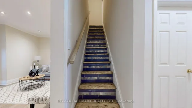 Additional image 19 of 115 Woodbine Ave Ave