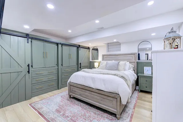 Additional image 40 of 8 Haywood Dr