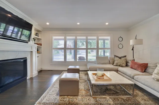 Additional image 19 of 1913 Steepbank Cres