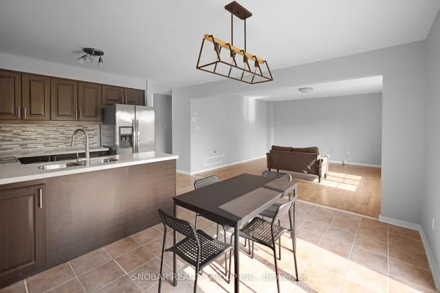 Additional image 7 of 58 Queen Mary Dr