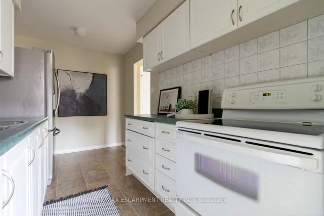 Additional image 12 of 1964 Main St Unit 1001