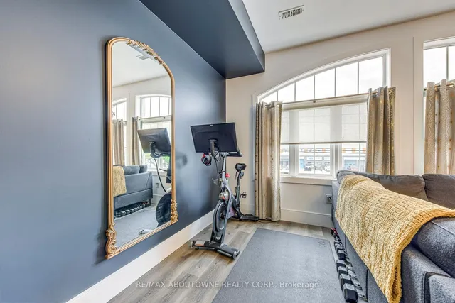 Additional image 10 of 1401 Plains Rd Unit 24