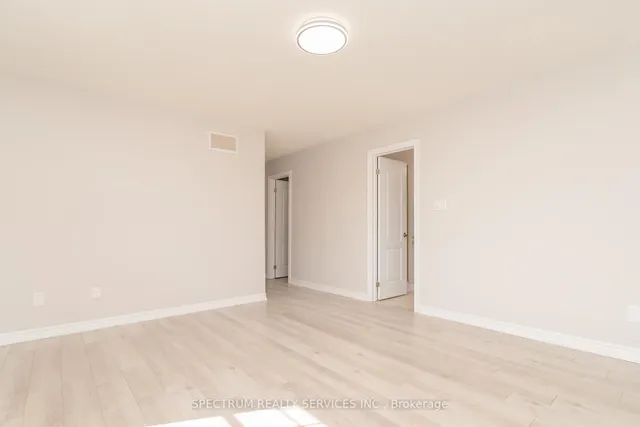 Additional image 22 of 91 Lanark Circ