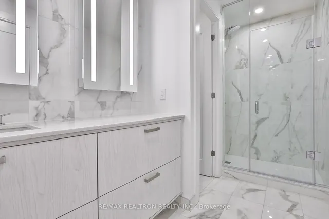 Additional image 23 of 10 Inn On The Park Dr Unit 901