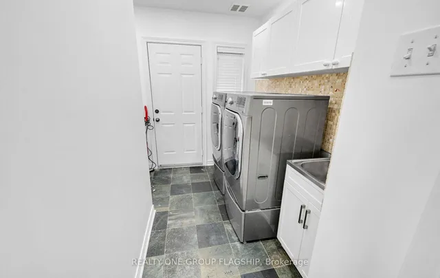 Additional image 17 of 37 Donwoods Crt