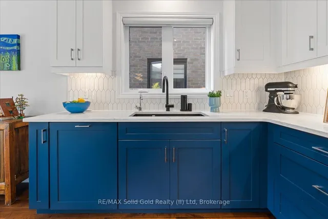 Additional image 13 of 604 Doonwoods Cres