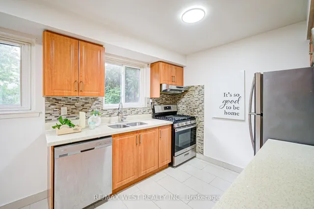 Additional image 13 of 52 Burkwood Cres