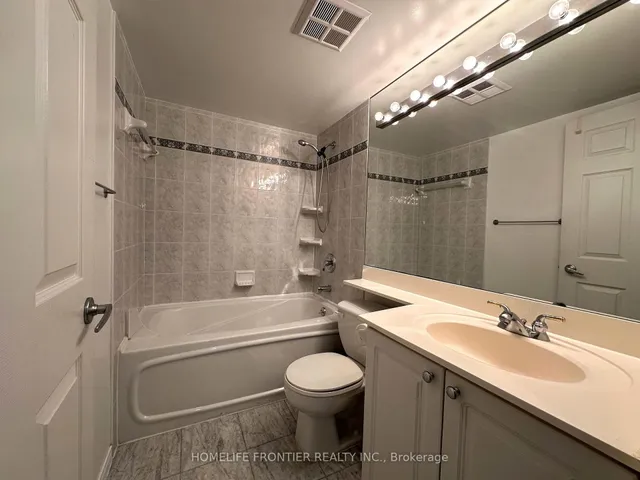 Additional image 13 of 909 Bay St Unit 417