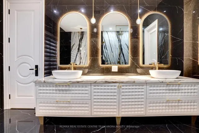 Additional image 30 of 7548 Sixth Line