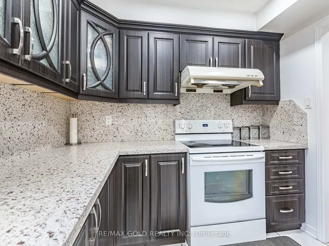 Additional image 9 of 14 Kentucky Dr