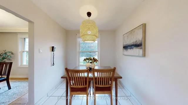 Additional image 17 of 64 Highcourt Cres