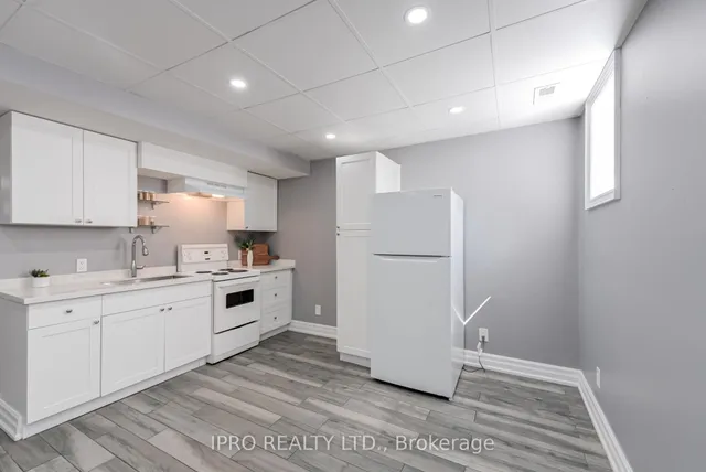 Additional image 35 of 75 Ronald Ave