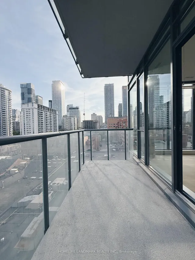 Additional image 7 of 81 Wellesley St Unit 603