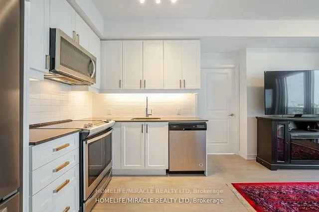 Additional image 16 of 8 Nahani Way Unit 3020
