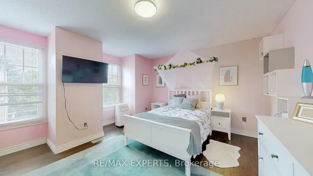 Additional image 24 of 43 Tamarack Circ