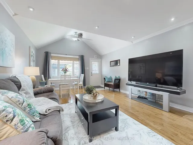 Additional image 8 of 261 Glebemount Ave