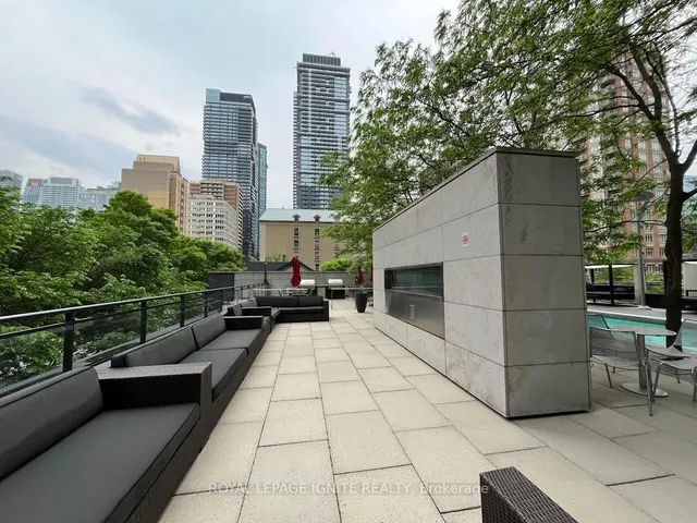 Additional image 49 of 110 Charles St Unit 1809