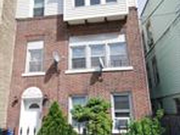 2812 Heath Ave, Bronx, NY 10463