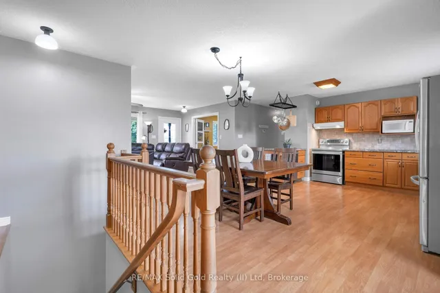 Additional image 23 of 2006 Huron Rd