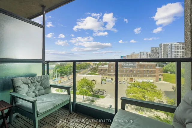 Additional image 13 of 231 Fort York Blvd Unit 615