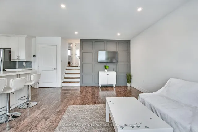 Additional image 8 of 50 LAMBERT St