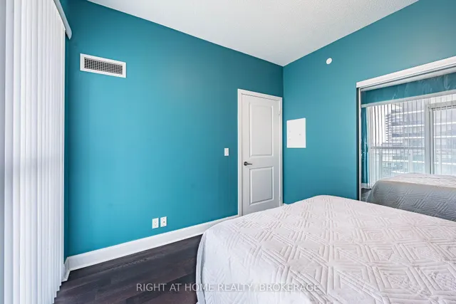 Additional image 27 of 33 Shore Breeze Dr Unit 1805