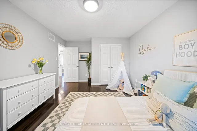 Additional image 33 of 2067 Annette Crt