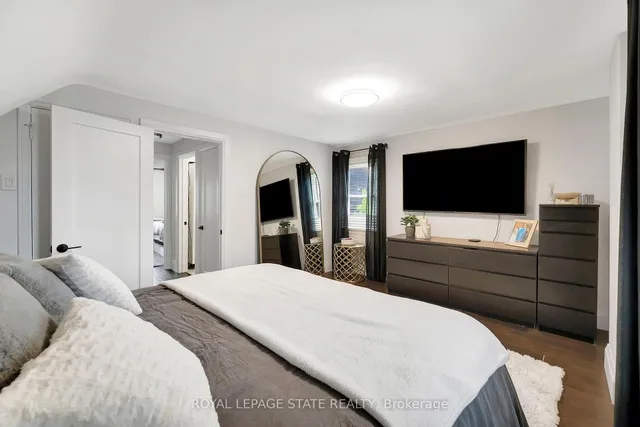 Additional image 22 of 57 West 4th St