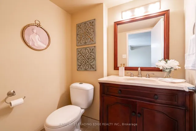 Additional image 17 of 40 Chichester Pl Unit 606